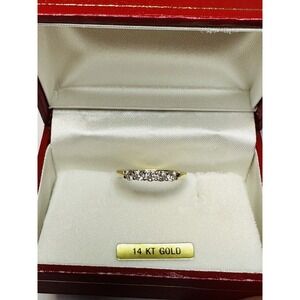 14kt White Gold Diamond Ring